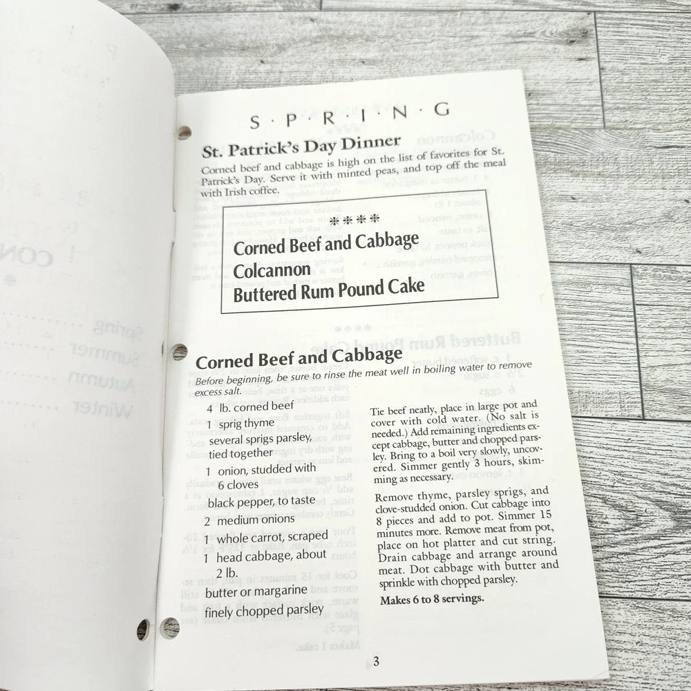 Celebration Cookbook‎ Booklet 50 Old Fashioned Holiday Dessert Recipes 1992